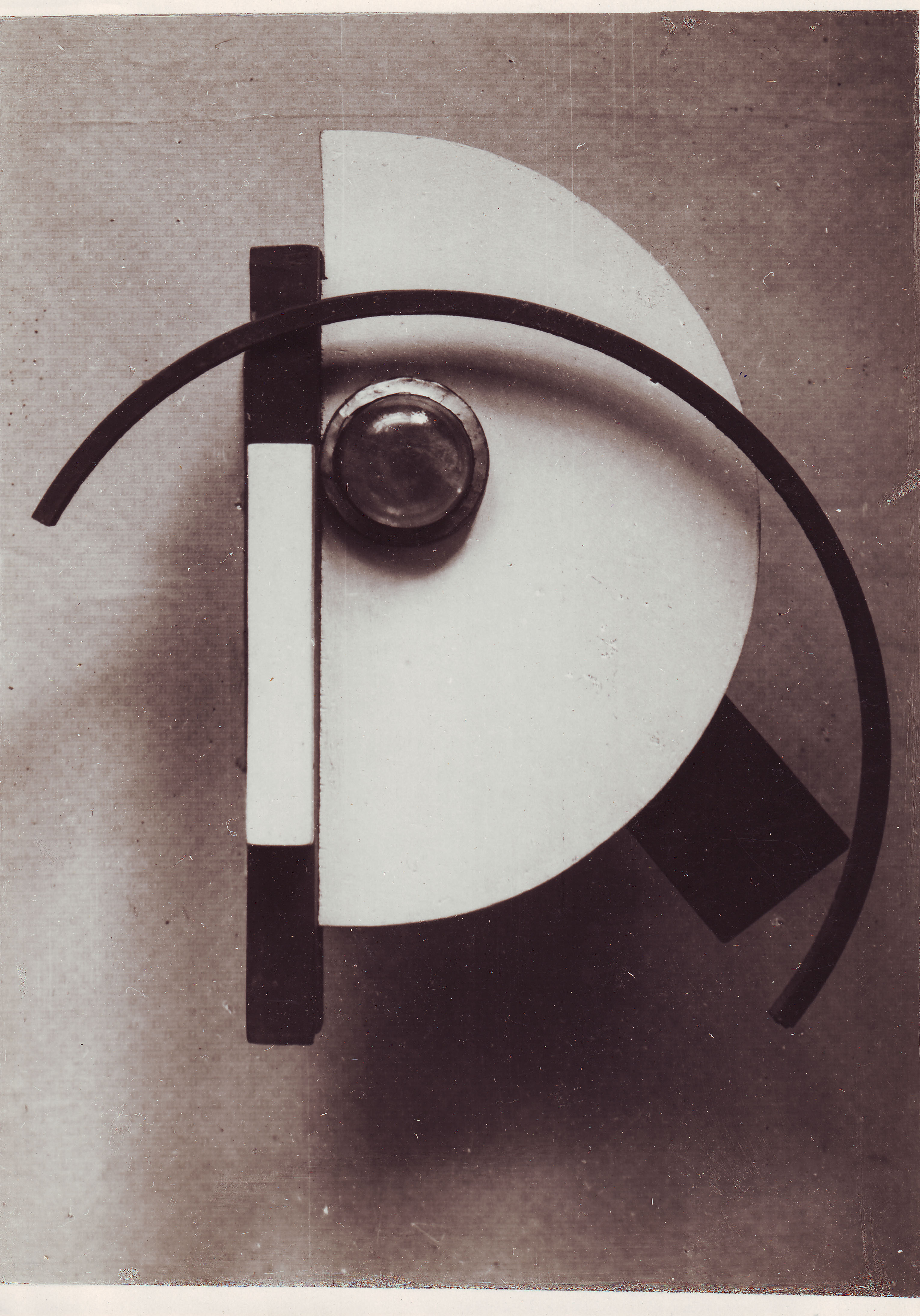 Φωτογραφία ανάγλυφης σύνθεσης του Ιβάν Κλιούν by Kliun, Ivan